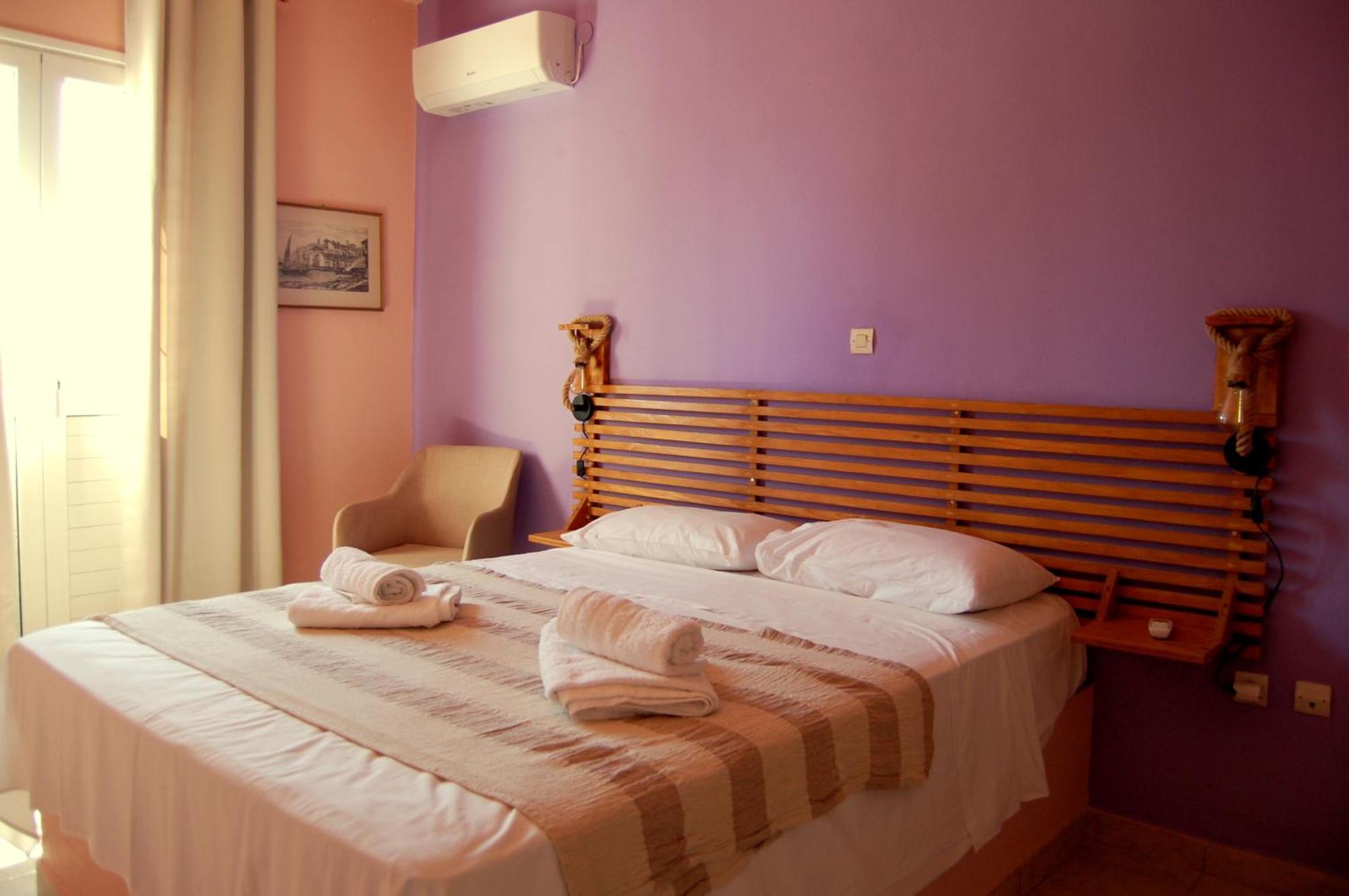 Blue Lagoon Villa Порос Екстер'єр фото
